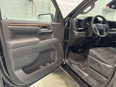 2026 Chevrolet Silverado 1500 RST Crew Cab Short Box 4WD