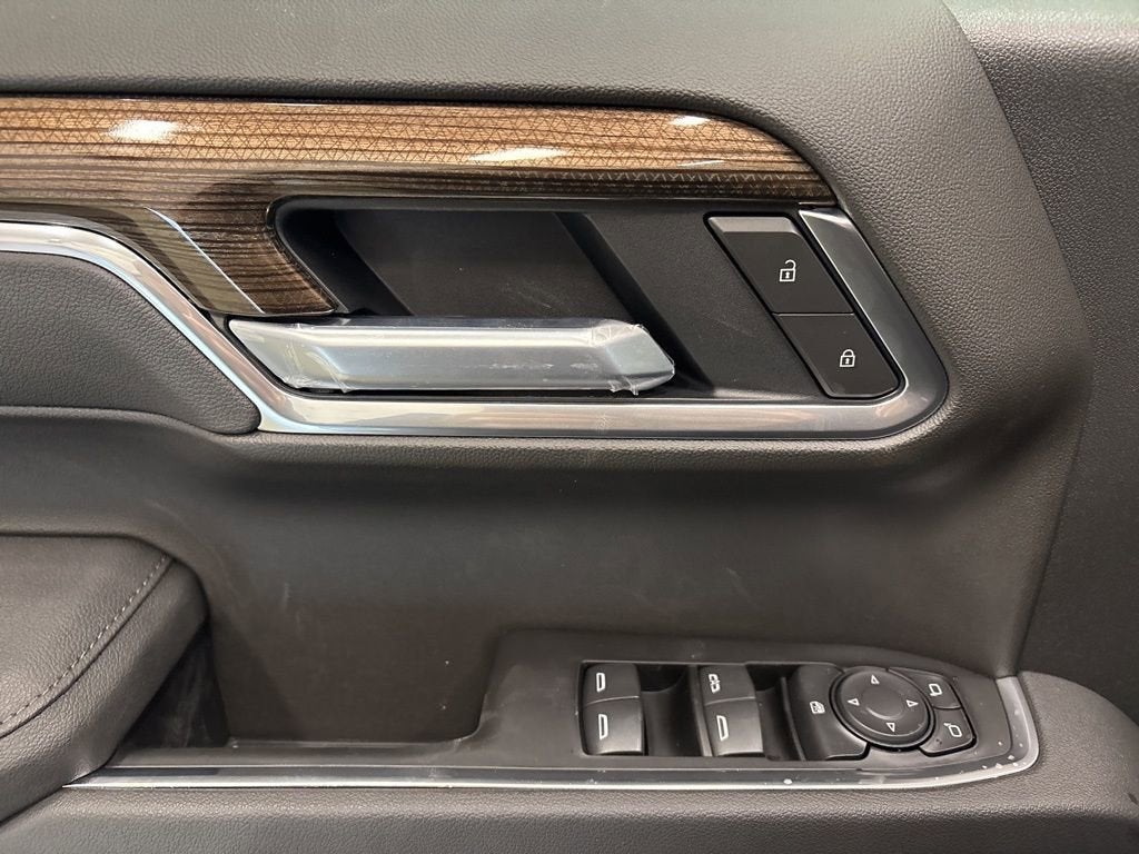 2026 Chevrolet Silverado 1500 RST Crew Cab Short Box 4WD