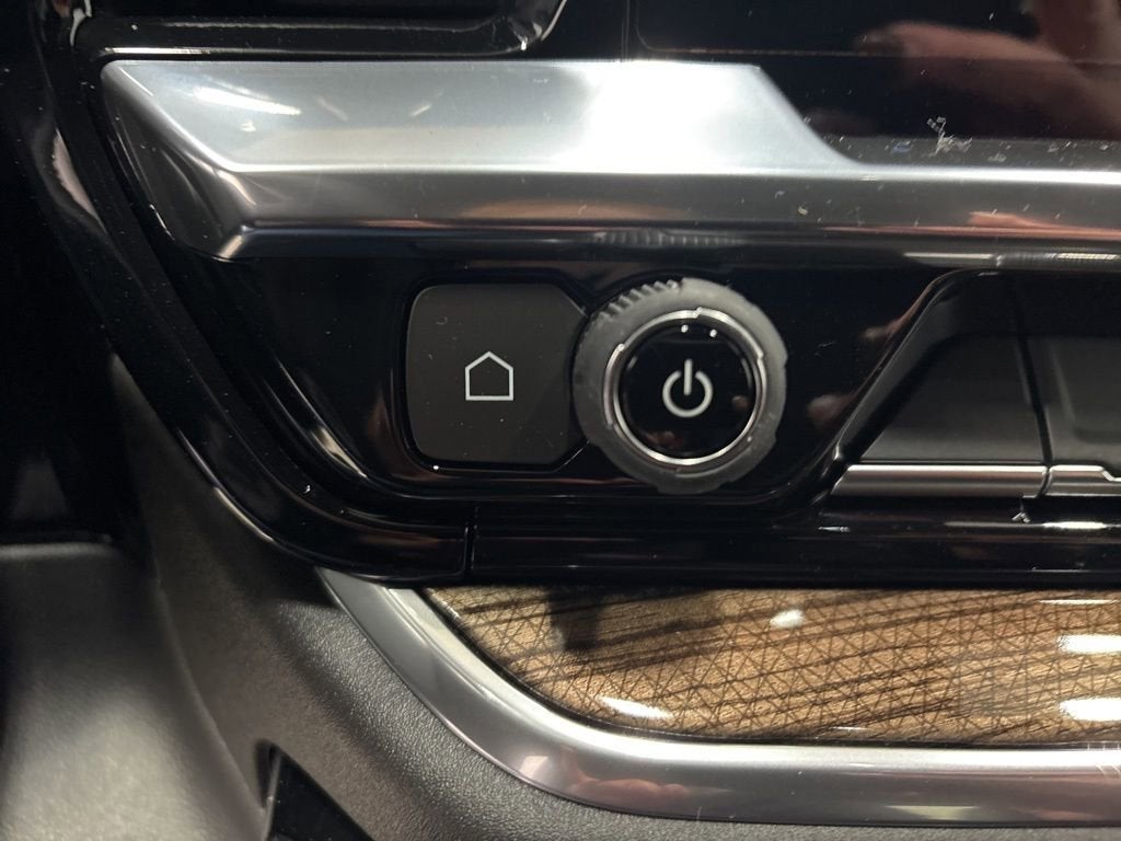 2026 Chevrolet Silverado 1500 RST Crew Cab Short Box 4WD