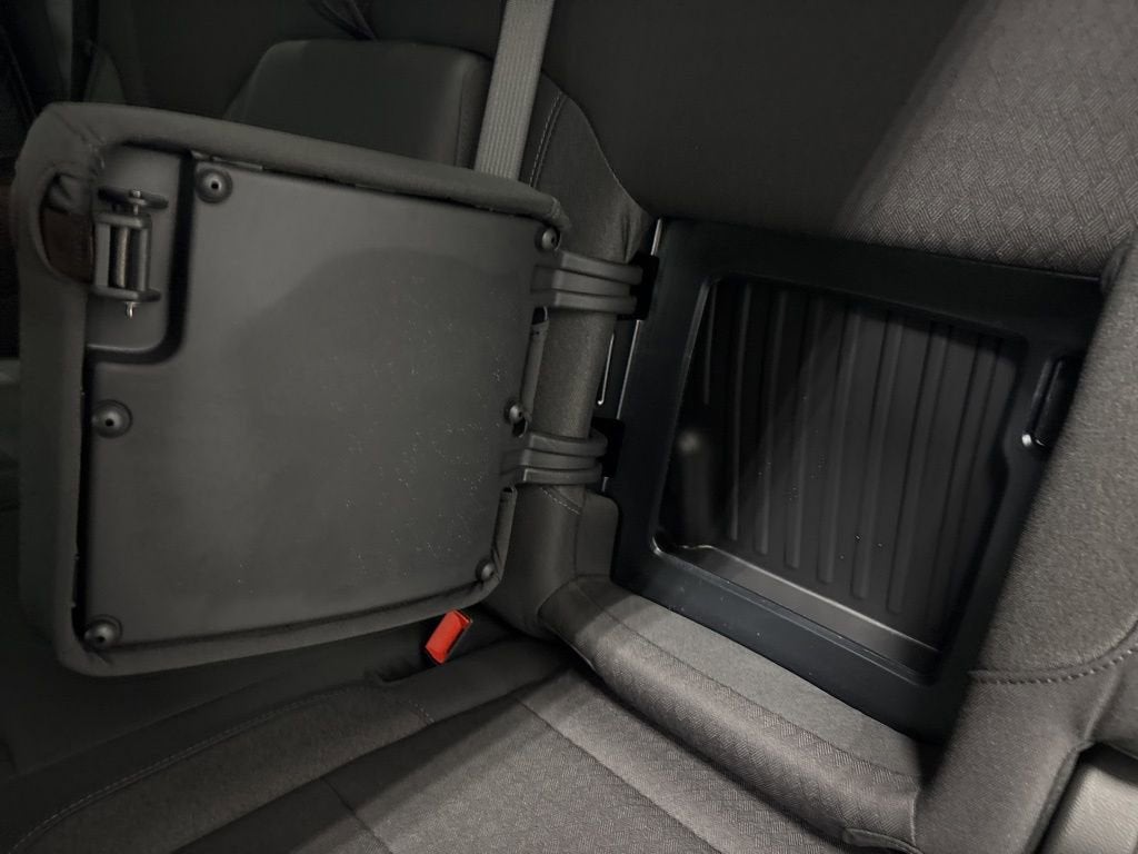 2026 Chevrolet Silverado 1500 RST Crew Cab Short Box 4WD