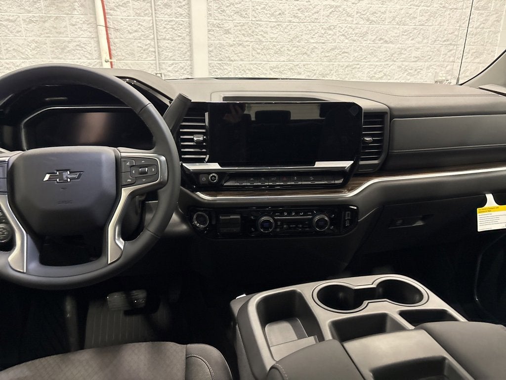 2026 Chevrolet Silverado 1500 RST Crew Cab Short Box 4WD