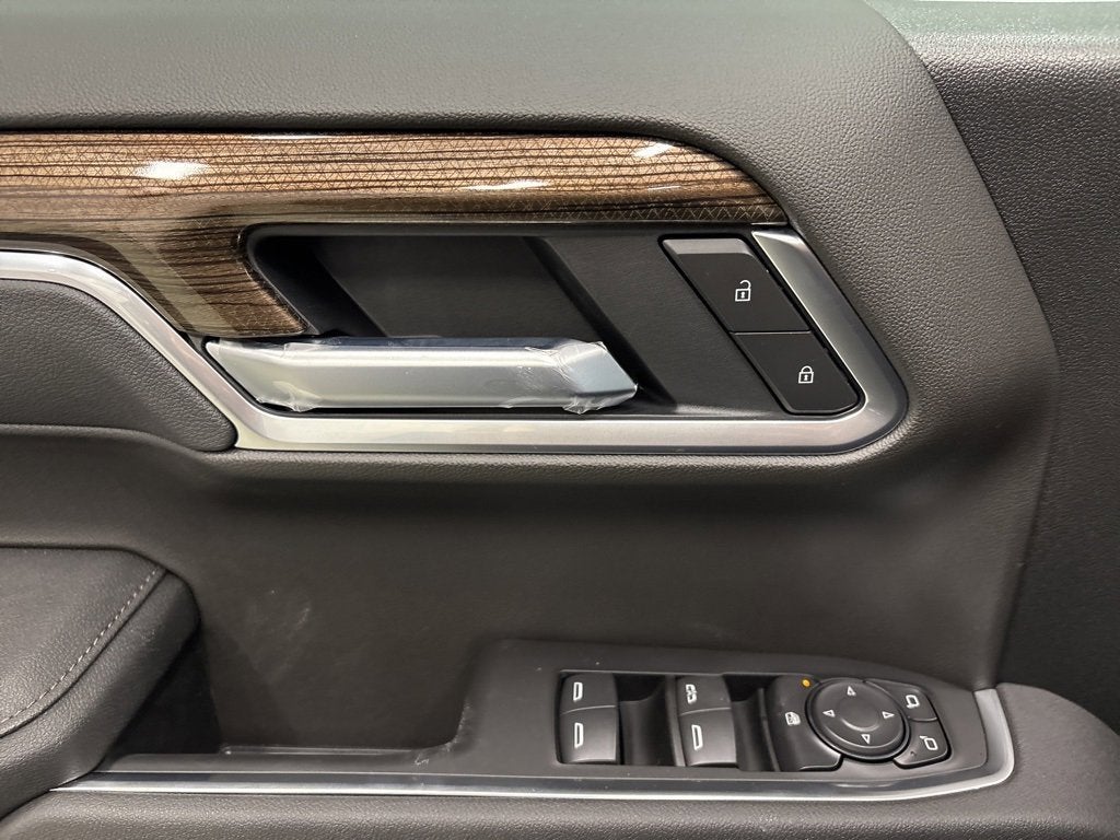 2026 Chevrolet Silverado 1500 RST Crew Cab Short Box 4WD