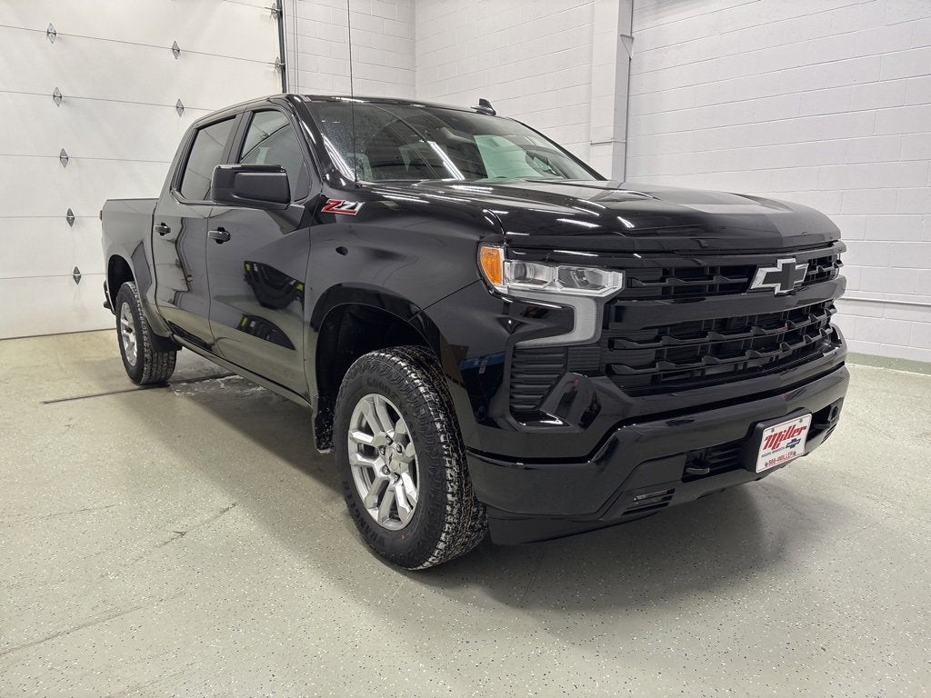 2026 Chevrolet Silverado 1500 RST Crew Cab Short Box 4WD