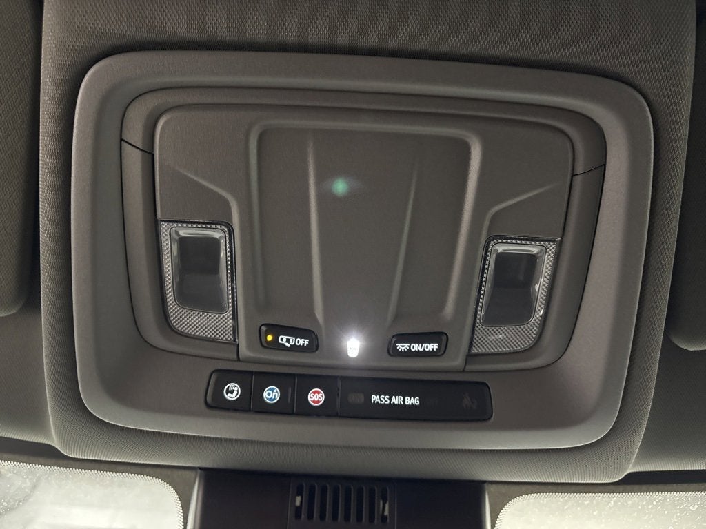 2026 Chevrolet Silverado 1500 RST Crew Cab Short Box 4WD