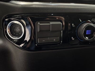 2026 Chevrolet Silverado 1500 RST Crew Cab Short Box 4WD