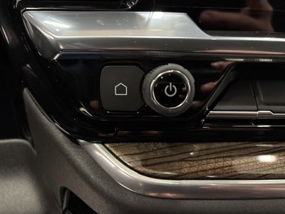 2026 Chevrolet Silverado 1500 RST Crew Cab Short Box 4WD