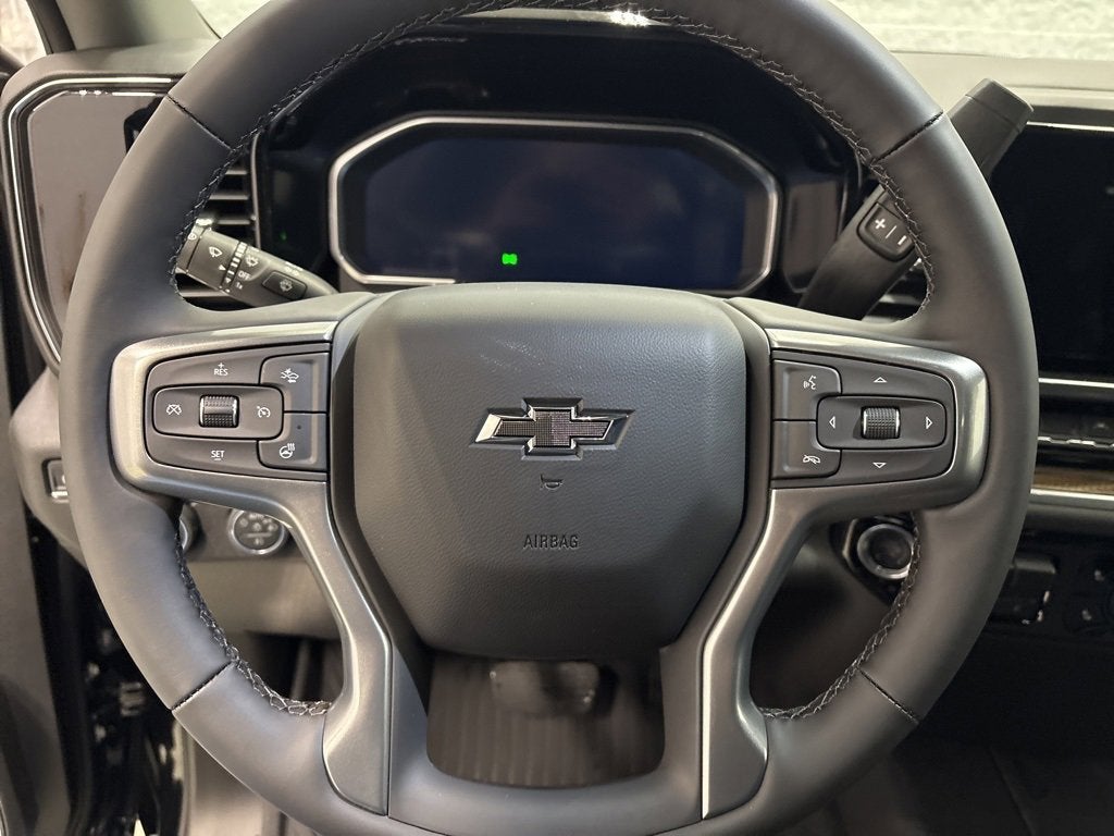 2026 Chevrolet Silverado 1500 RST Crew Cab Short Box 4WD