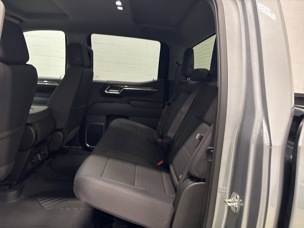 2026 Chevrolet Silverado 1500 RST Crew Cab Short Box 4WD