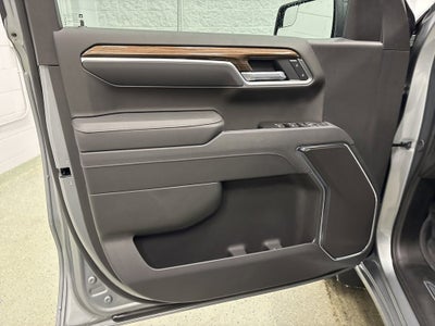 2026 Chevrolet Silverado 1500 RST Crew Cab Short Box 4WD