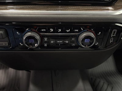 2026 Chevrolet Silverado 1500 RST Crew Cab Short Box 4WD