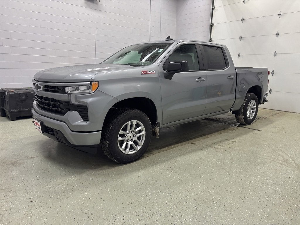 2026 Chevrolet Silverado 1500 RST Crew Cab Short Box 4WD