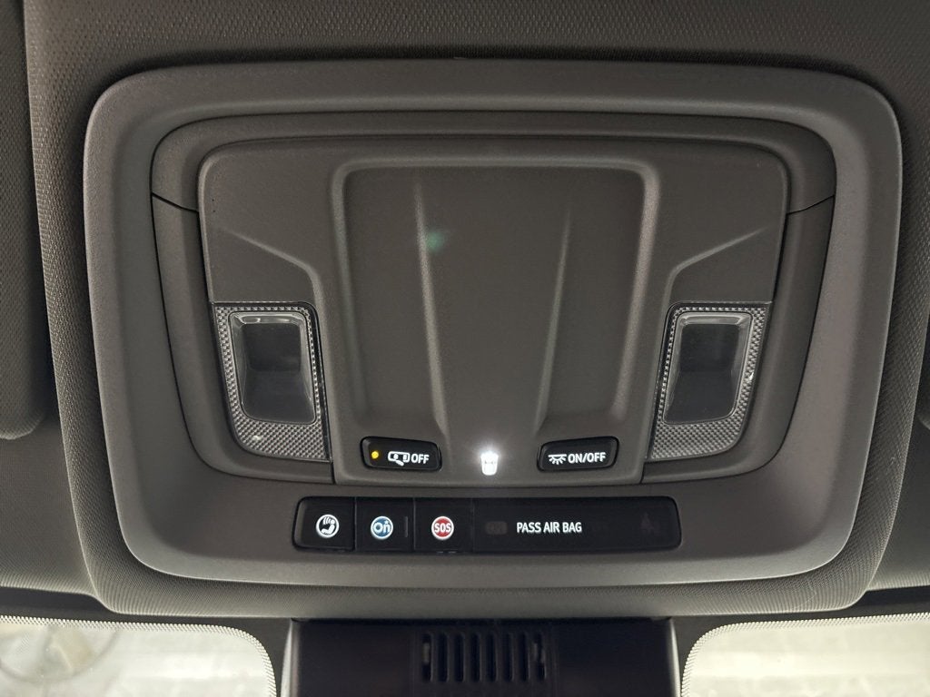 2026 Chevrolet Silverado 1500 RST Crew Cab Short Box 4WD