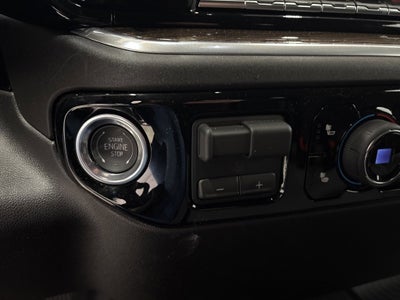 2026 Chevrolet Silverado 1500 RST Crew Cab Short Box 4WD