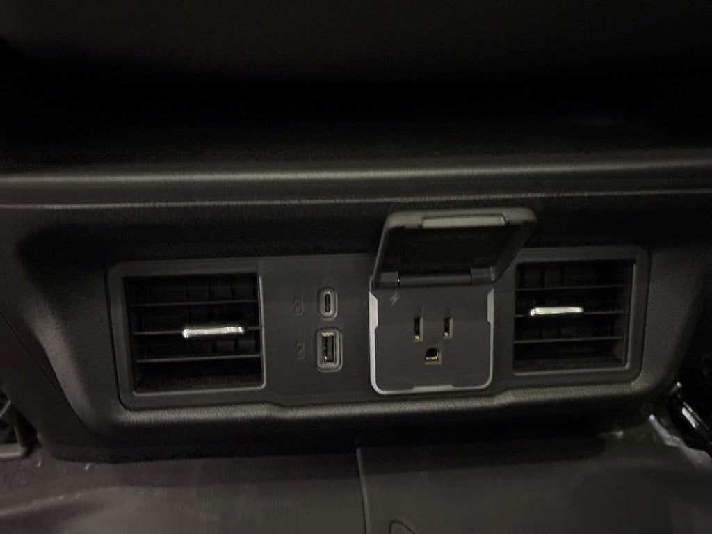 2026 Chevrolet Silverado 1500 RST Crew Cab Short Box 4WD