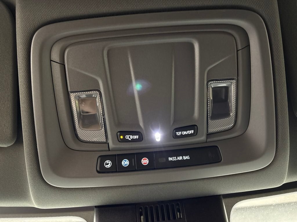 2026 Chevrolet Silverado 1500 RST Crew Cab Short Box 4WD