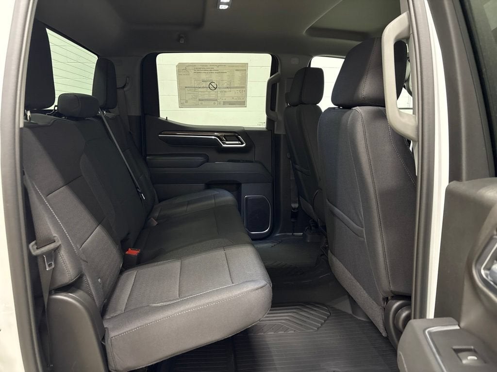 2026 Chevrolet Silverado 1500 RST Crew Cab Short Box 4WD