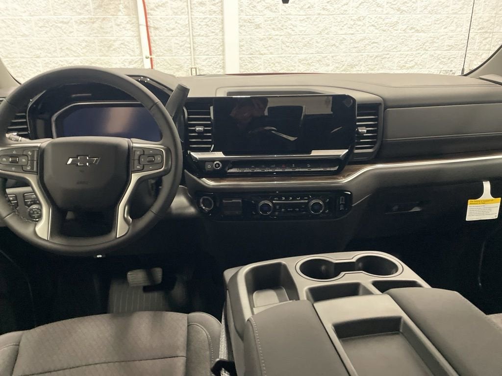 2026 Chevrolet Silverado 1500 RST Crew Cab Short Box 4WD