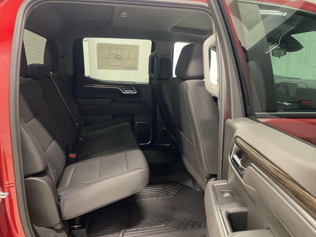 2026 Chevrolet Silverado 1500 RST Crew Cab Short Box 4WD