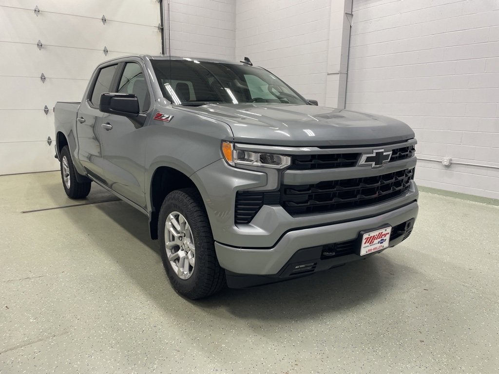 2026 Chevrolet Silverado 1500 RST Crew Cab Short Box 4WD