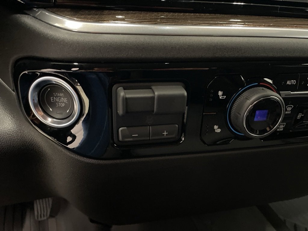 2026 Chevrolet Silverado 1500 RST Crew Cab Short Box 4WD