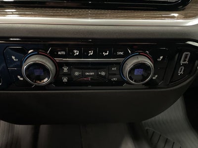 2026 Chevrolet Silverado 1500 RST Crew Cab Short Box 4WD