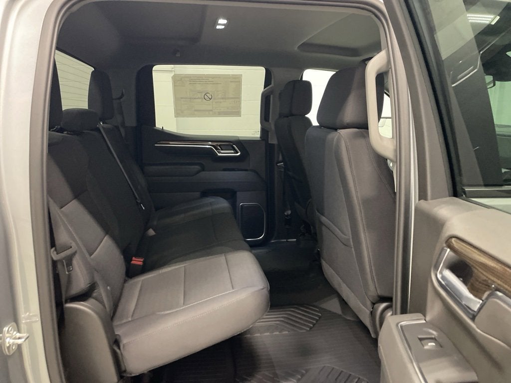 2026 Chevrolet Silverado 1500 RST Crew Cab Short Box 4WD