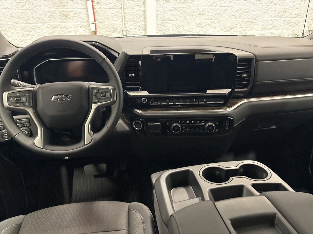 2026 Chevrolet Silverado 1500 RST Crew Cab Short Box 4WD