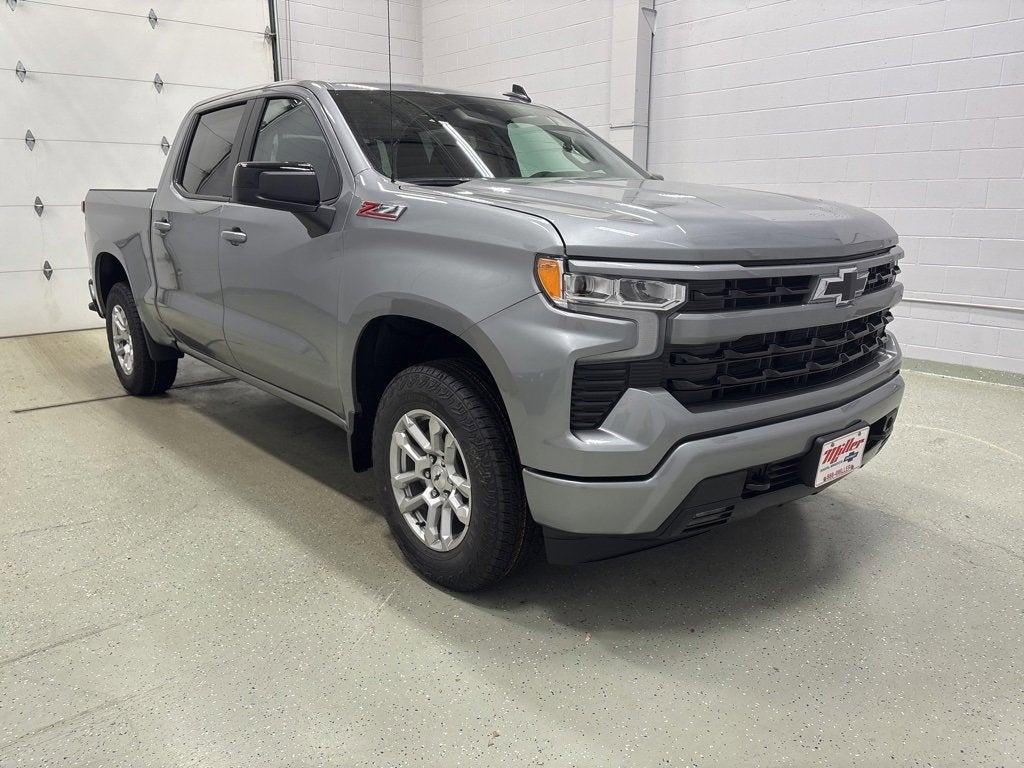 2026 Chevrolet Silverado 1500 RST Crew Cab Short Box 4WD