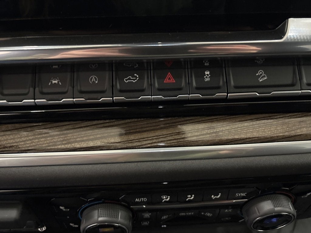 2026 Chevrolet Silverado 1500 RST Crew Cab Short Box 4WD