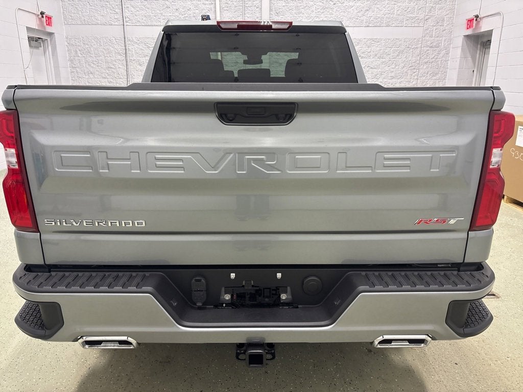 2026 Chevrolet Silverado 1500 RST Crew Cab Short Box 4WD