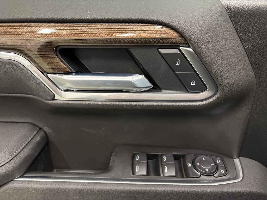 2026 Chevrolet Silverado 1500 RST Crew Cab Short Box 4WD