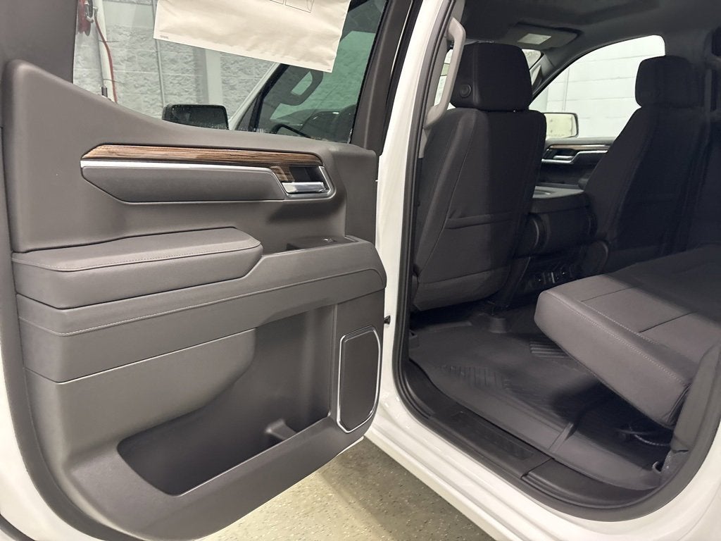 2026 Chevrolet Silverado 1500 RST Crew Cab Short Box 4WD