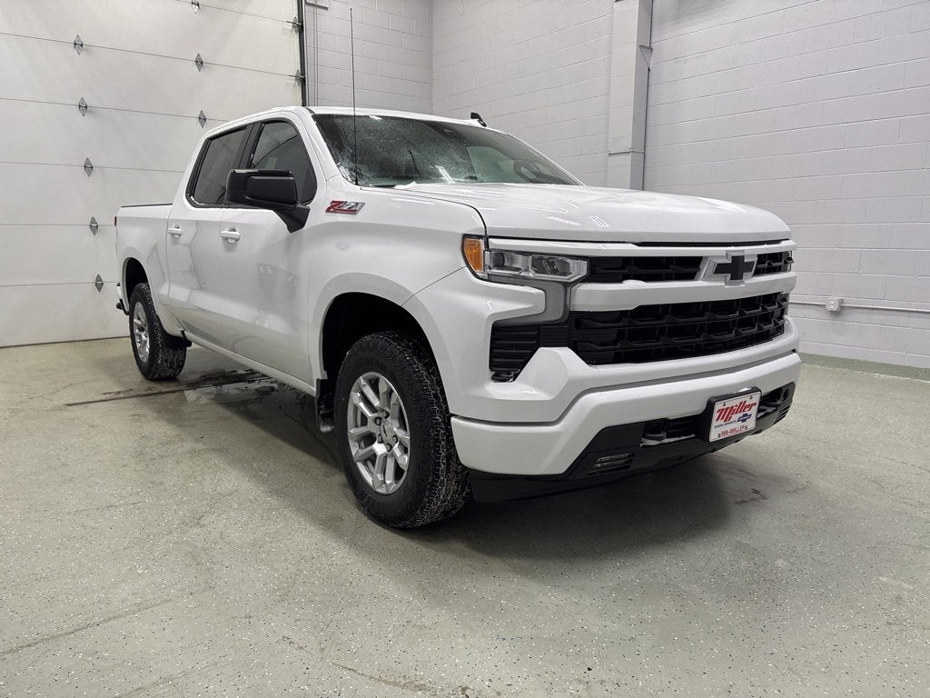 2026 Chevrolet Silverado 1500 RST Crew Cab Short Box 4WD