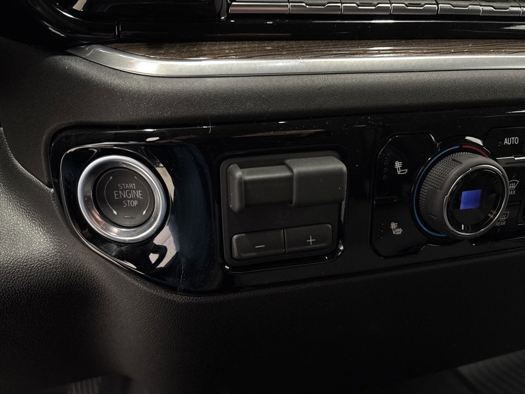 2026 Chevrolet Silverado 1500 RST Crew Cab Short Box 4WD