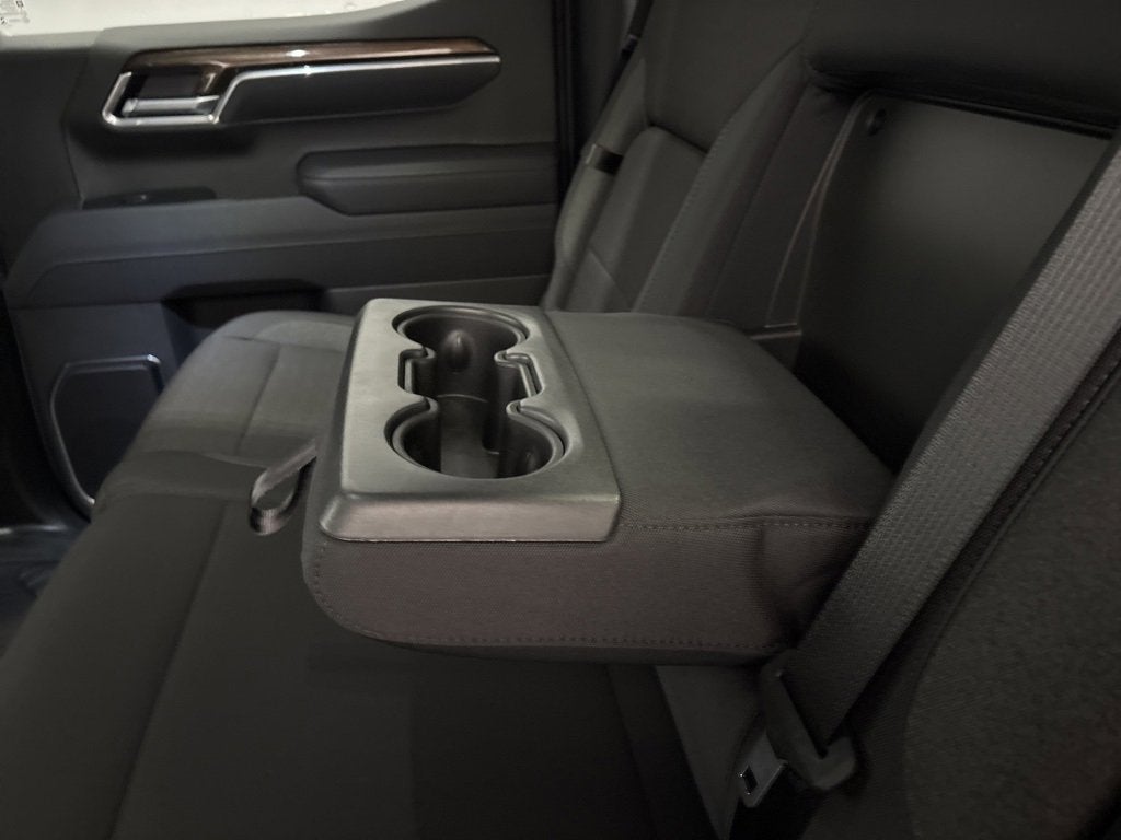 2026 Chevrolet Silverado 1500 RST Crew Cab Short Box 4WD