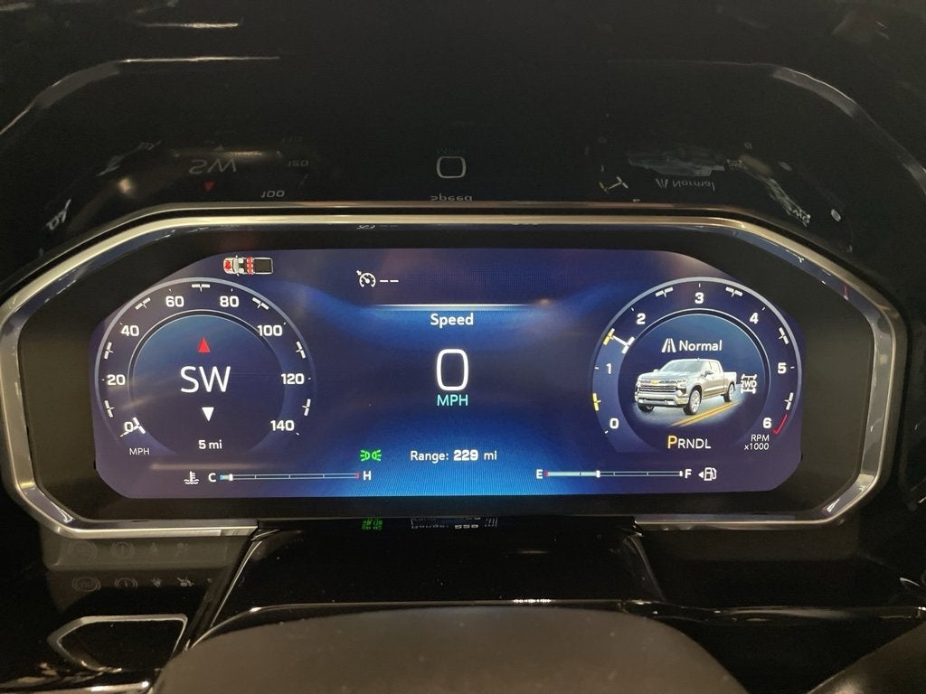 2026 Chevrolet Silverado 1500 RST Crew Cab Short Box 4WD