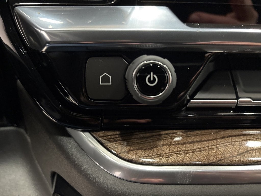 2026 Chevrolet Silverado 1500 RST Crew Cab Short Box 4WD