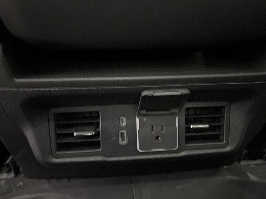 2026 Chevrolet Silverado 1500 RST Crew Cab Short Box 4WD