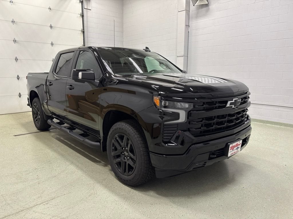 2026 Chevrolet Silverado 1500 RST Crew Cab Short Box 4WD