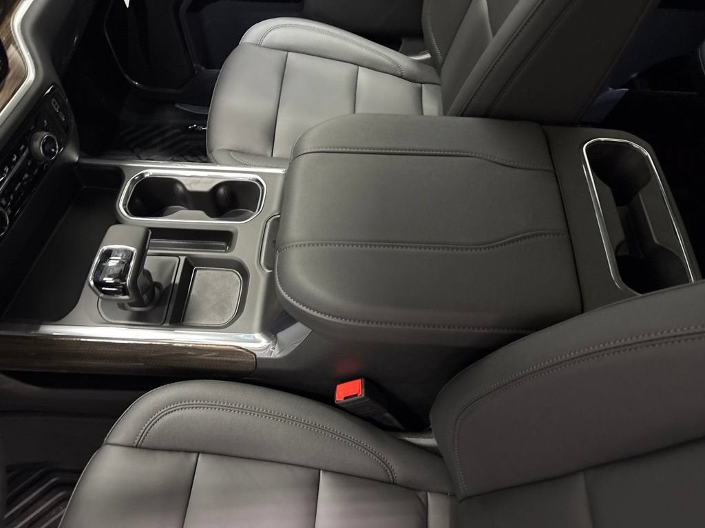 2026 Chevrolet Silverado 1500 RST Crew Cab Short Box 4WD