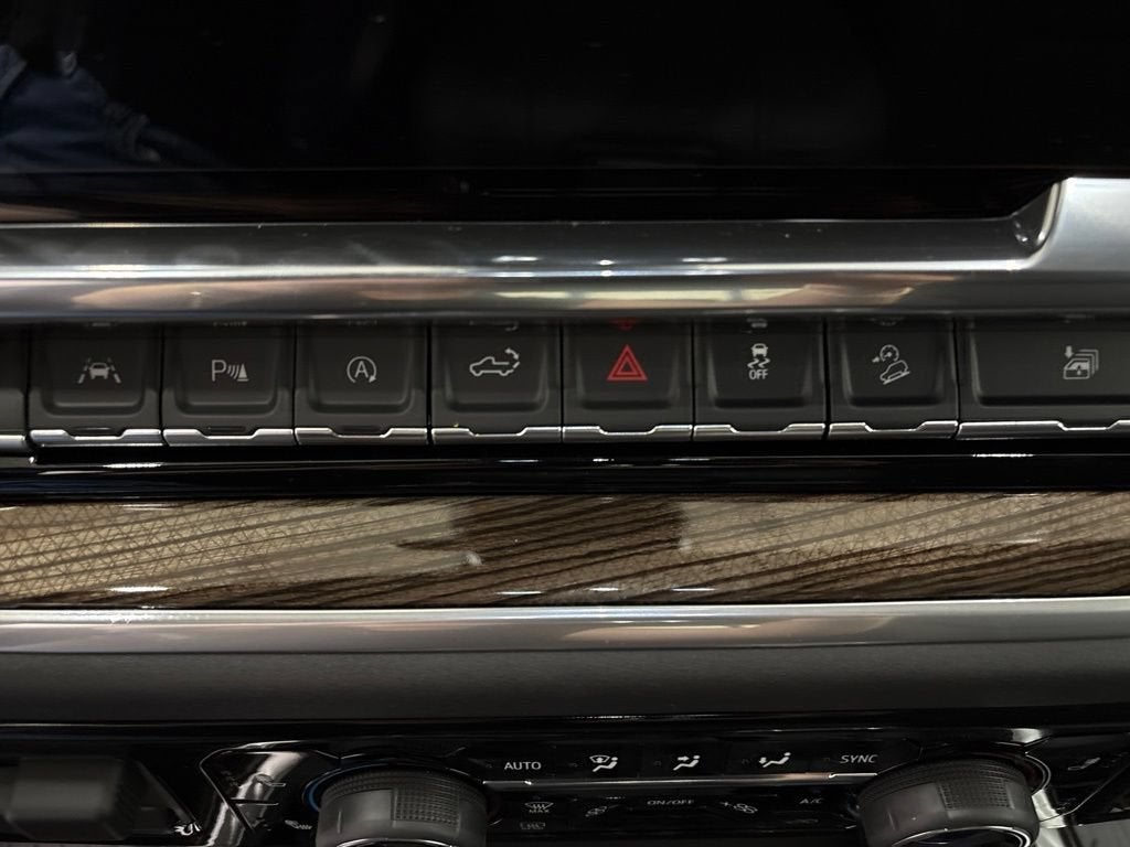 2026 Chevrolet Silverado 1500 RST Crew Cab Short Box 4WD