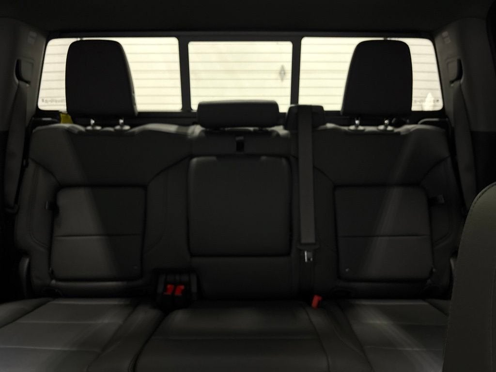 2026 Chevrolet Silverado 1500 RST Crew Cab Short Box 4WD
