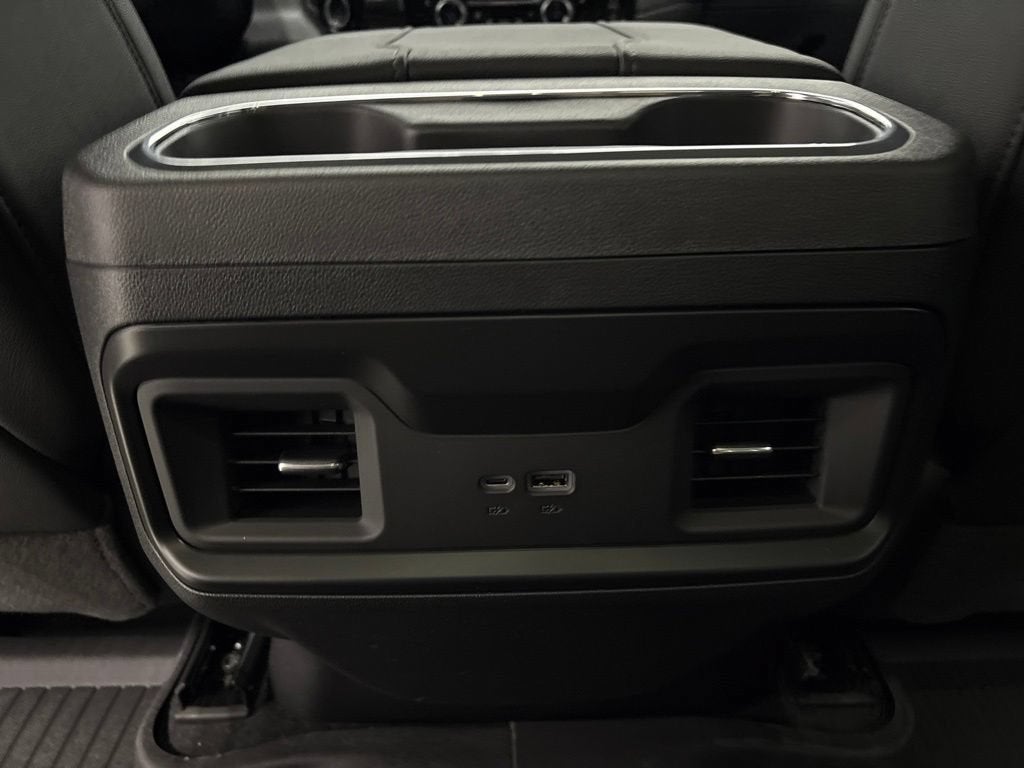 2026 Chevrolet Silverado 1500 RST Crew Cab Short Box 4WD
