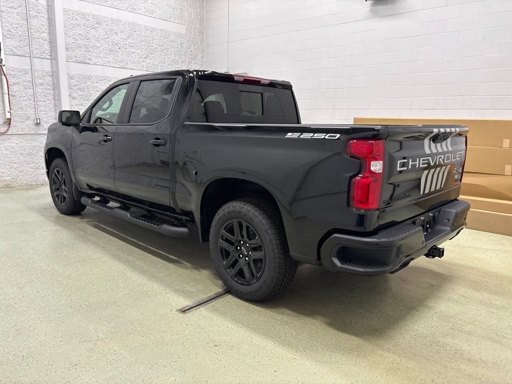 2026 Chevrolet Silverado 1500 RST Crew Cab Short Box 4WD