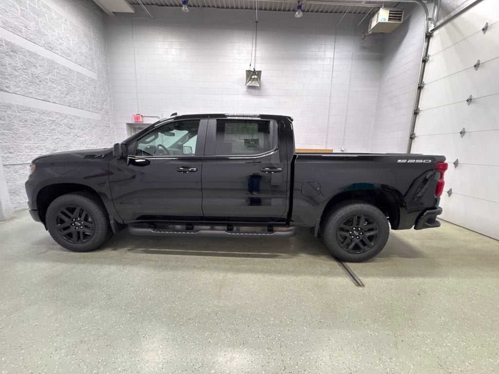 2026 Chevrolet Silverado 1500 RST Crew Cab Short Box 4WD
