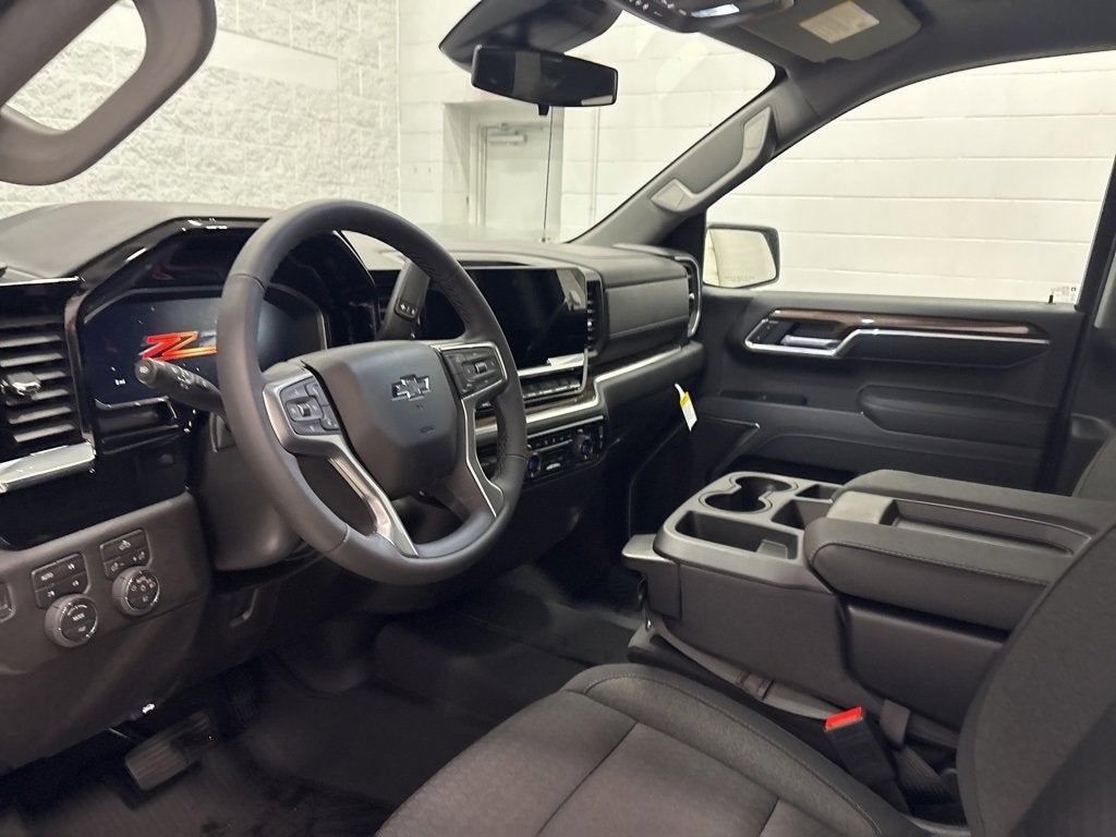 2026 Chevrolet Silverado 1500 RST Crew Cab Short Box 4WD