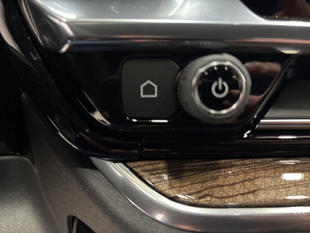 2026 Chevrolet Silverado 1500 RST Crew Cab Short Box 4WD