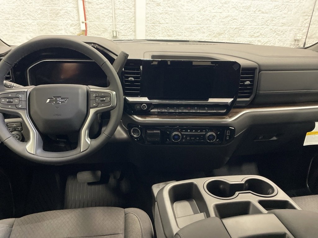 2026 Chevrolet Silverado 1500 RST Crew Cab Short Box 4WD