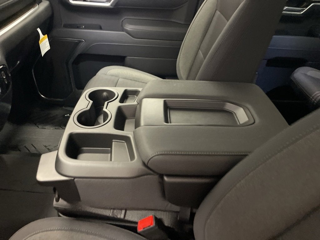 2026 Chevrolet Silverado 1500 RST Crew Cab Short Box 4WD