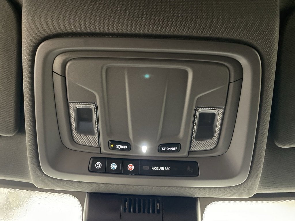 2026 Chevrolet Silverado 1500 RST Crew Cab Short Box 4WD